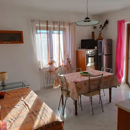 Pia Apartment *